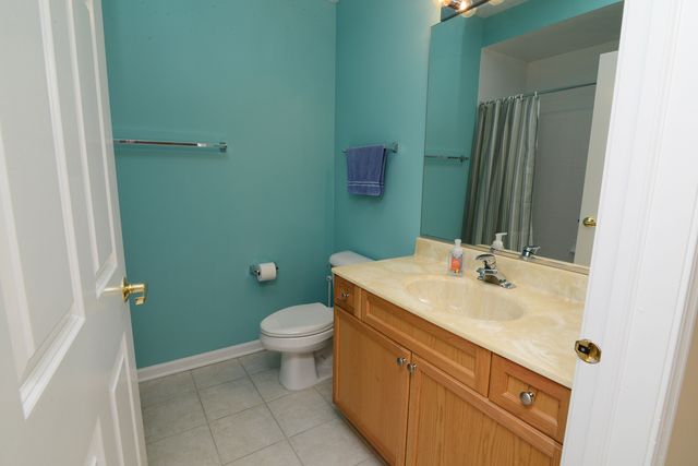 6801 N MILWAUKEE Avenue 707, Niles, IL 60714