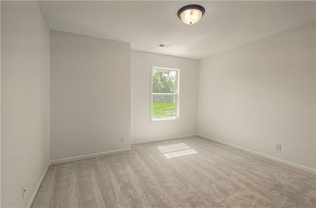 7205 NE 84th Court, Kansas City, MO 64157