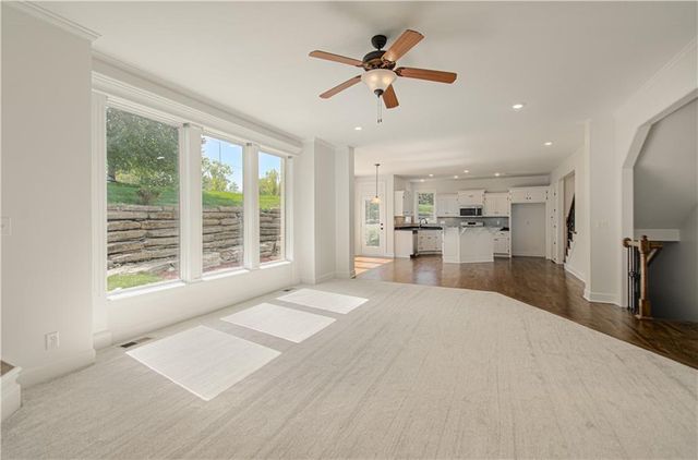 7205 NE 84th Court, Kansas City, MO 64157