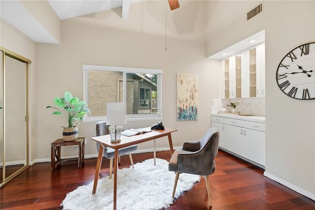 602 Calle Mirador, Oak Park, CA 91377