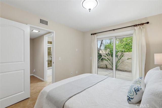 602 Calle Mirador, Oak Park, CA 91377