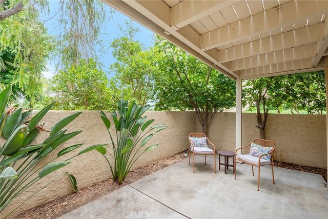 602 Calle Mirador, Oak Park, CA 91377
