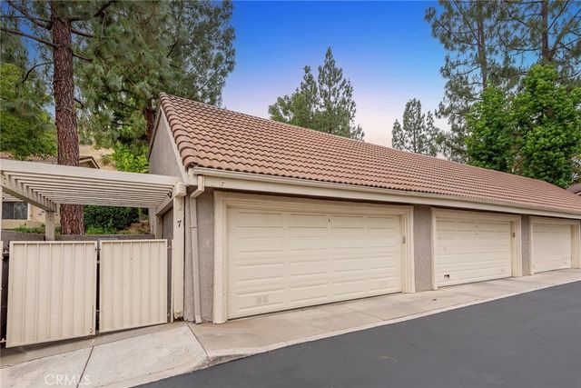 602 Calle Mirador, Oak Park, CA 91377
