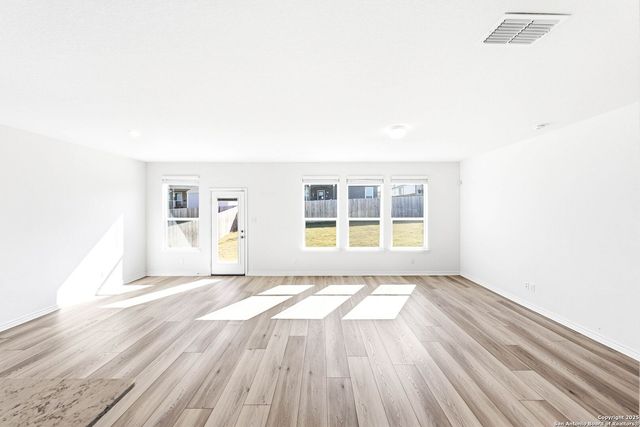 118 mission lake, Boerne, TX 78006