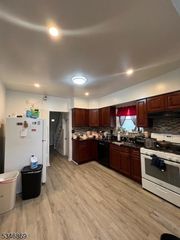239 Summer St, Passaic City, NJ 07055