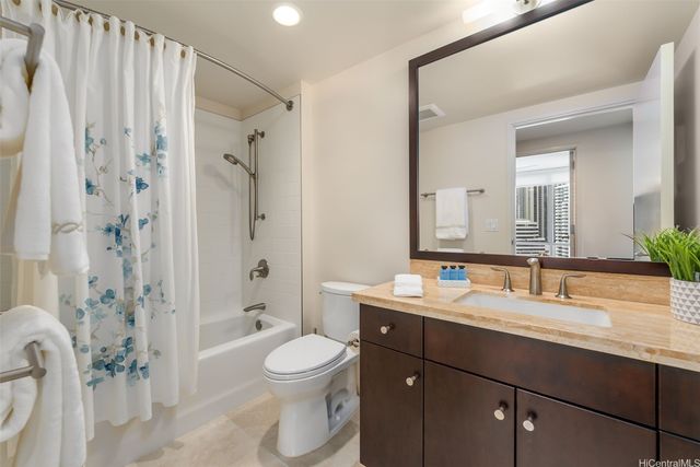 1189 Waimanu Street 1605, Honolulu, HI 96814