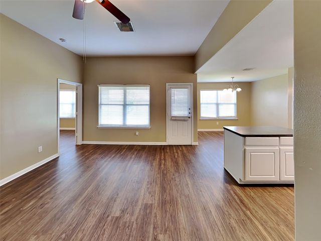 3926 Cloudbluff Lane, Richmond, TX 77469