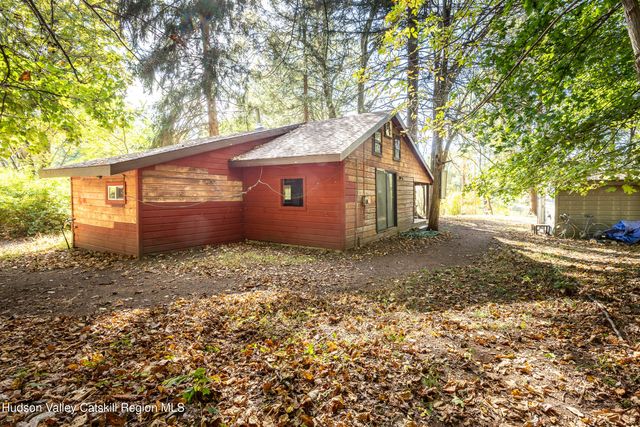 1635 High Falls Road, Catskill, NY 12414