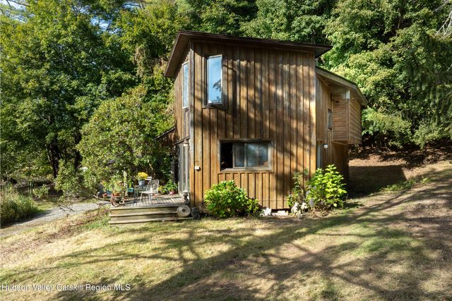 1635 High Falls Road, Catskill, NY 12414