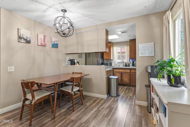 1124 W Calle Del Sol 1, Azusa, CA 91702