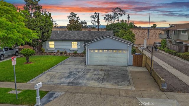 2501 Deodar st, Santa Ana, CA 92705