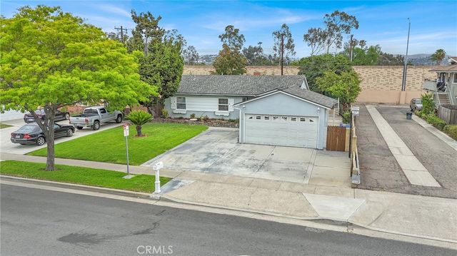 2501 Deodar st, Santa Ana, CA 92705