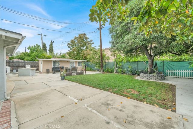 2501 Deodar st, Santa Ana, CA 92705