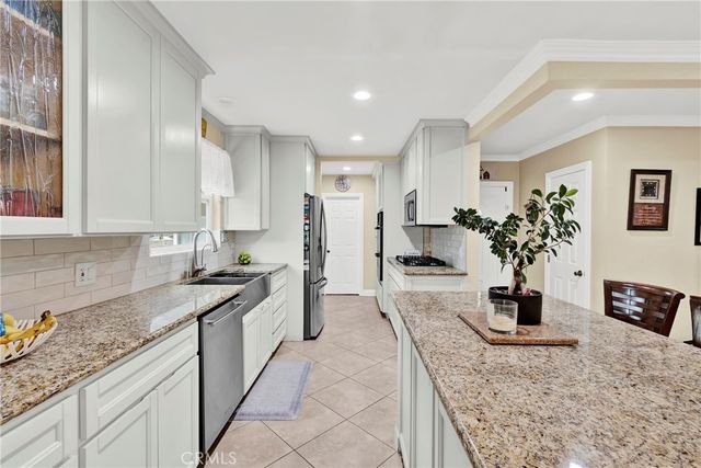 2501 Deodar st, Santa Ana, CA 92705