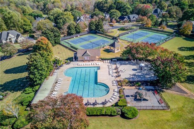 380 Fairway Circle, Monroe, GA 30656