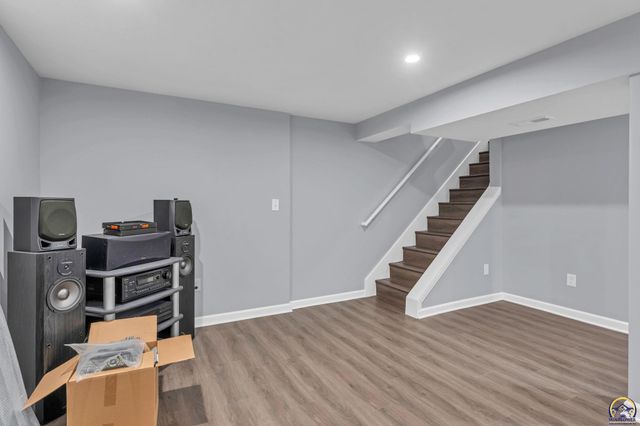 2600 SW Belle AVE, Topeka, KS 66614