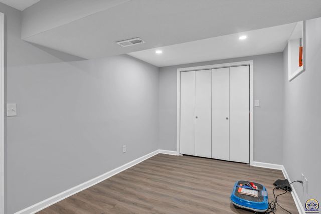 2600 SW Belle AVE, Topeka, KS 66614