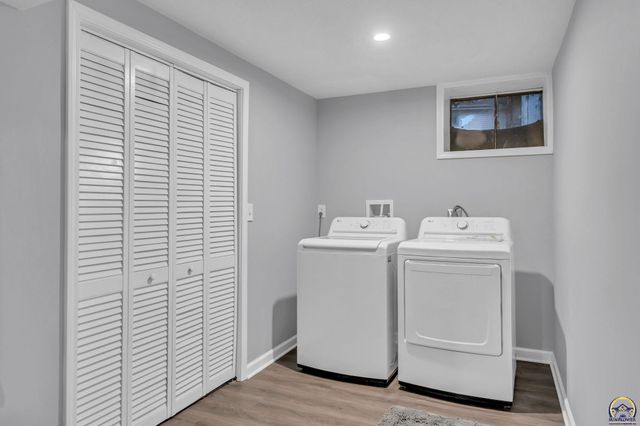 2600 SW Belle AVE, Topeka, KS 66614