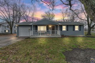 2600 SW Belle AVE, Topeka, KS 66614