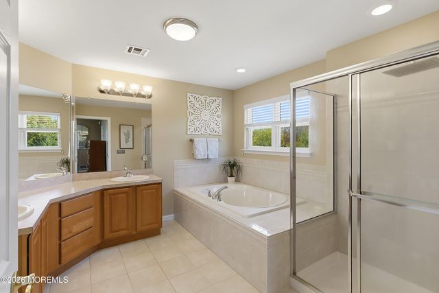 6 Etty Court, Manchester, NJ 08759