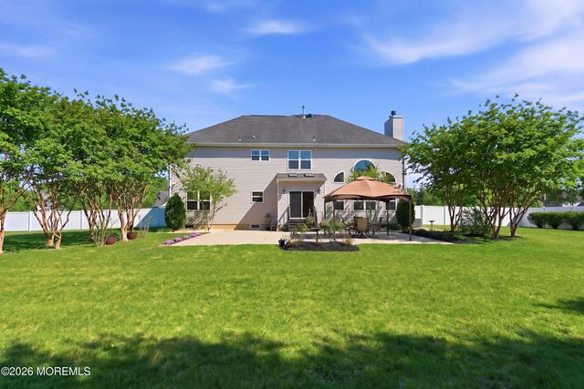 6 Etty Court, Manchester, NJ 08759