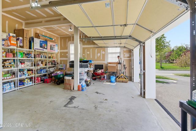 6 Etty Court, Manchester, NJ 08759
