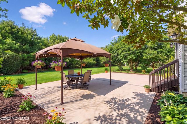 6 Etty Court, Manchester, NJ 08759
