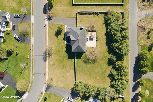 6 Etty Court, Manchester, NJ 08759