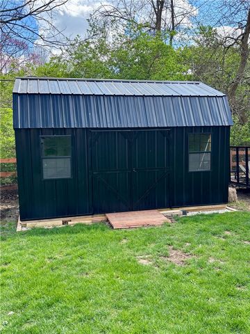 925 Scenic Knoll, Tipp City, OH 45371