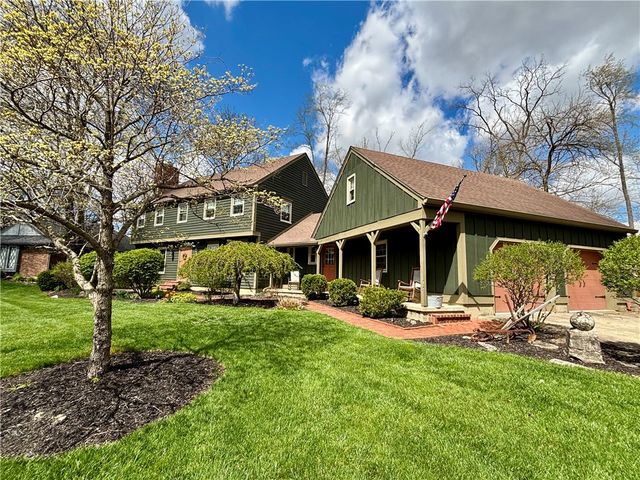 925 Scenic Knoll, Tipp City, OH 45371