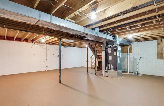 925 Scenic Knoll, Tipp City, OH 45371