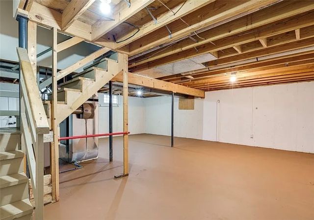 925 Scenic Knoll, Tipp City, OH 45371