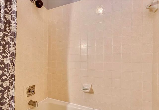 925 Scenic Knoll, Tipp City, OH 45371