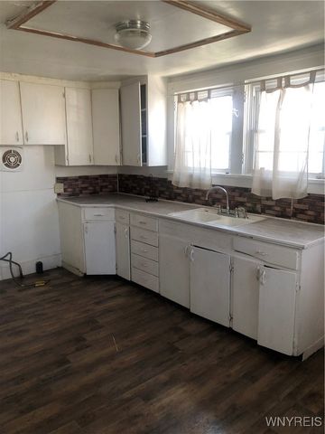 140 Genesee Street, Geneva City, NY 14456