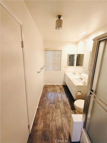 5763 Valerie, Woodland Hills, CA 91367