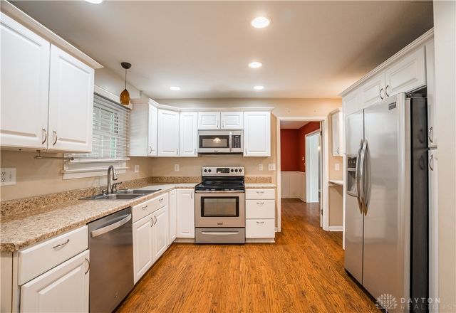 187 Cheltenham Drive, Washington Twp, OH 45459