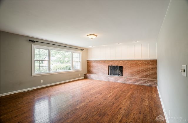 187 Cheltenham Drive, Washington Twp, OH 45459