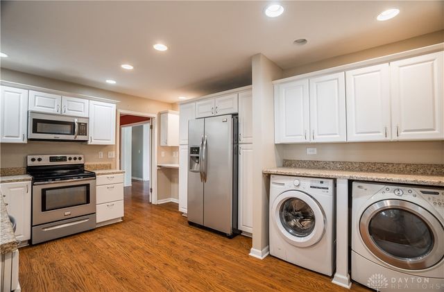 187 Cheltenham Drive, Washington Twp, OH 45459