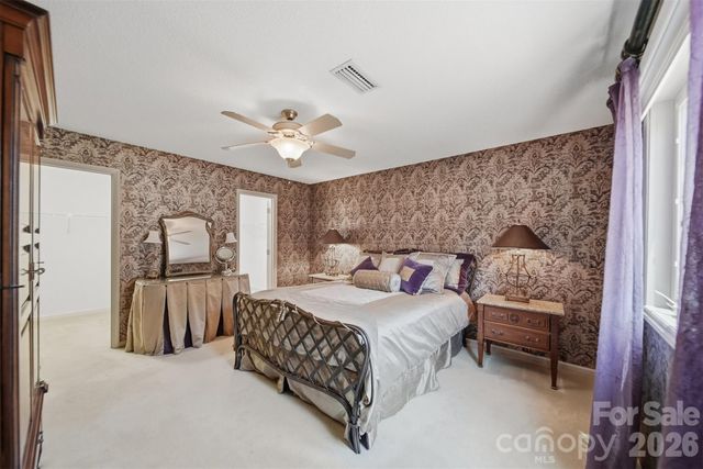 3677 Rock Bridge Drive NE, Conover, NC 28613
