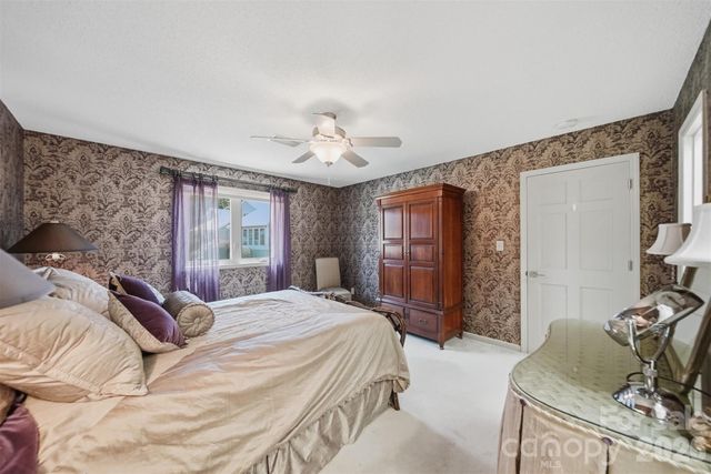3677 Rock Bridge Drive NE, Conover, NC 28613