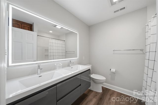 3677 Rock Bridge Drive NE, Conover, NC 28613