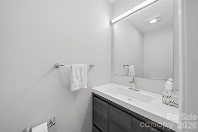 3677 Rock Bridge Drive NE, Conover, NC 28613