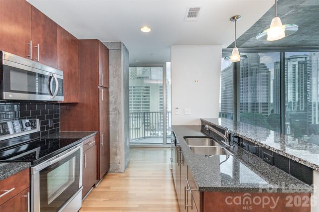 210 Church Street 1302, Charlotte, NC 28202