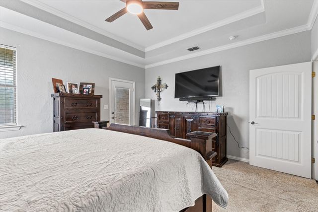 4023 Wagon Wheel Drive, Sanger, TX 76266