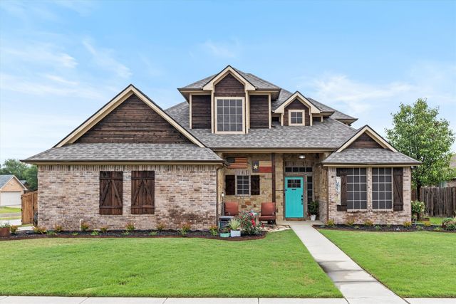 4023 Wagon Wheel Drive, Sanger, TX 76266