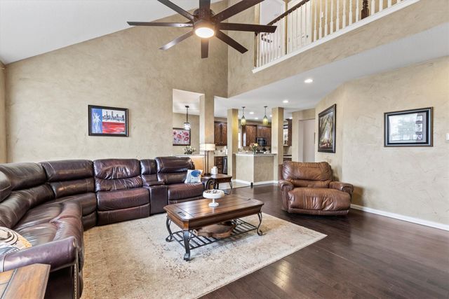 4023 Wagon Wheel Drive, Sanger, TX 76266