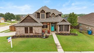 4023 Wagon Wheel Drive, Sanger, TX 76266