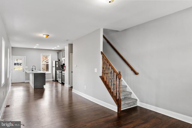 10 TAYLOR AVE, Audubon, NJ 08106