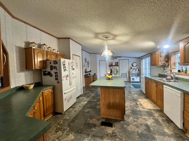 3665 W 625 S, North Judson, IN 46366