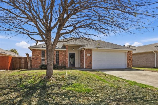 3205 Muleshoe Lane, Fort Worth, TX 76179
